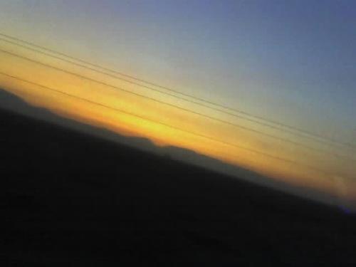 Sunset - Hey i would like to tlk abt sunset/ sunrise....i have came acroossss so many of sunsets/ sunrise thru my life...but this was the beautiful scene tht i have ever clicked.....i would like to get comments abt this pic or i would like to share ur feelings abt sunset/sunrise...