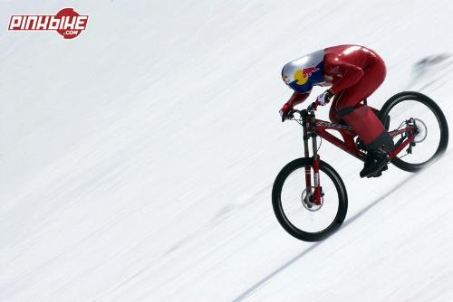 210.4 km/h - 210.4 km/h on intense, world record