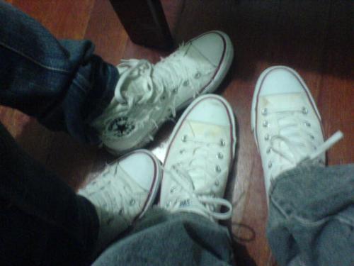 chucks - Good 'ol Chucks ^_^