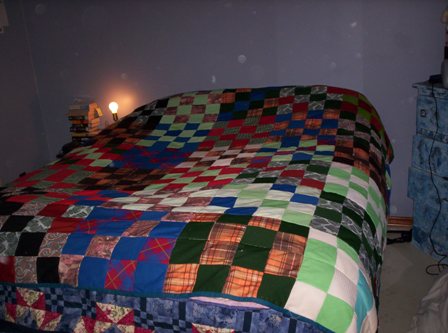 Quilt - A quilt i made out of oldpants Fabric - crimpoline