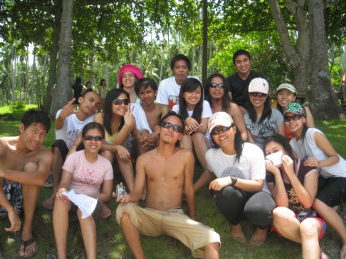 class exposure - joining the class in an exposure... we went to an island an research about their way of living