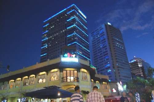 eastwood philippines - Hmm.. have lot of pics of eastwood city but can post em all, will just post it on my photos :)