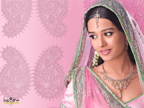 Traditional Indian dress!!! - Here you find an Indian actress dressed in traditional Indian dress!! Traditional Indian dress!!! - Here you find an Indian actress dressed in traditional Indian dress!!