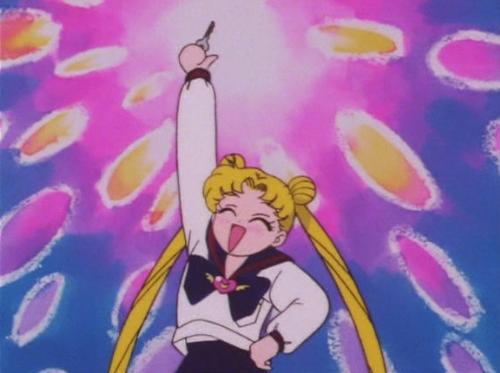 usagi tsukino - i love watching anime!