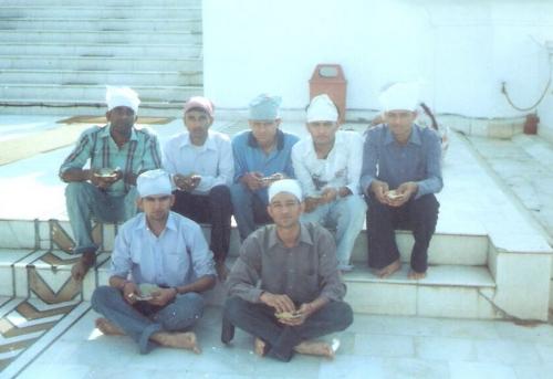 me n my frnds - this is our pic when v went to anandpur saheb gurudwara.it was a fun trip v went on from our college.