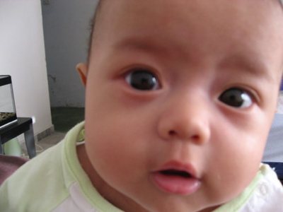Cute Baby - I like cute baby, therefore i'll make this my avatar!