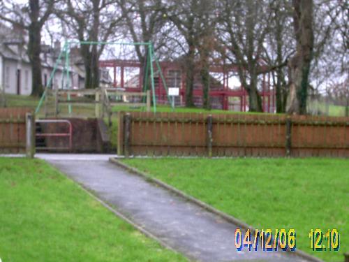 house - view at front of house