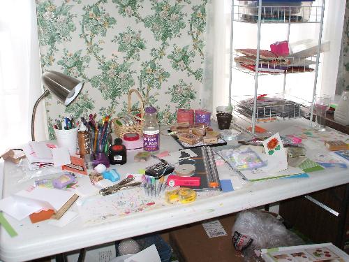 Stamping/craft room - Messy room that really needs cleaning!