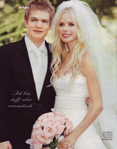 avril and deryck - image of avril and deryck whibleys marriage deryck was the singer and guiatrist of band sum41  they both tied knot on 5 march