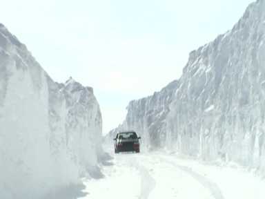 snow in new brunswick - this is lots of snow