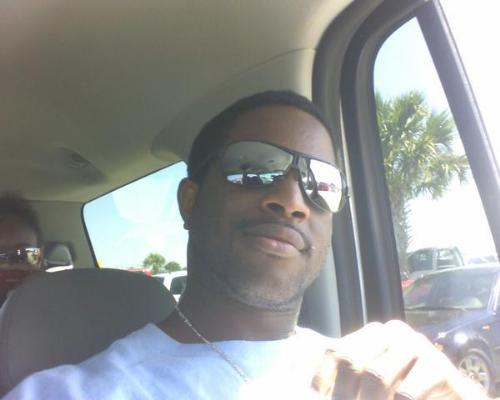 In The Expedition - i was in expedition going to the mall with the homies just wanted to see how fresh i looked!!!