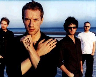 Coldplay - Beach sho of band Chirs shows of hand writing
