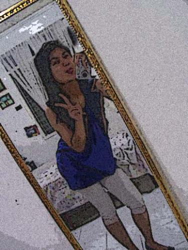 love it! - this my so-called 'rakstar' look... haha yeah I know I'm soooo trying hard to pose like one. But hey, I love posing in front of the mirror. hehe...