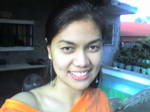 It's a lovely day! - Had no special reason...just felt that the day was so nice that I just had a photo taken...hmmm...