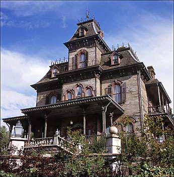 Haunted House - Just saw this haunted house in the internet.. 