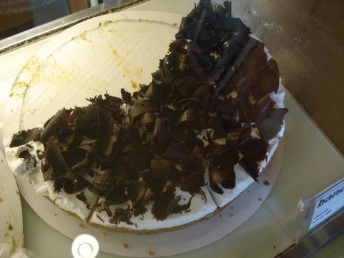 yum! - banana+chocolate+caramel pie = heaven!