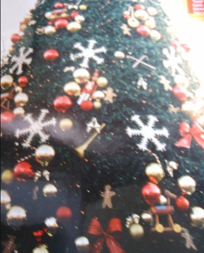 christmas tree - The christmas tree at eurodisney