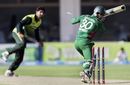 Sohail Khan - Sohail Khan cleans up Mahmudullah