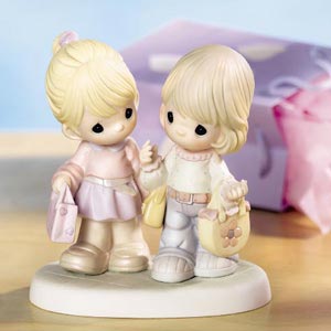 clay figurine.. - i like this figurine..show friendships..