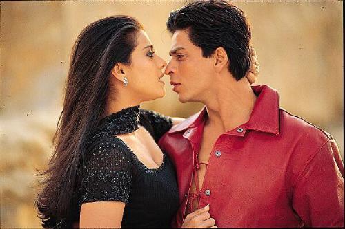 sharukh k3g - sharukh and kajol in kabhi kushi kabhi gham