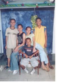 The five siblings bonding - My borthers, sister and I decided to take pictures together since we dont have any pictures that we all five together. The picture was taken last january 2007 at Pagadian City, while having our family time. My mother not with us since she want us enjoy our 'Magkaptid bonding'. I missed that time much and i hope this will repeat in the near future... Yes, its true.. siblings relationship is the longest and closest in most peoples lives. I miss them already..