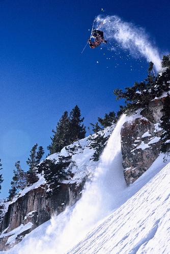 Ski big jump - Jumping from cliff