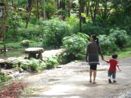 Time spent at it's best... - A walk with her child at the Baguio botanical garden..