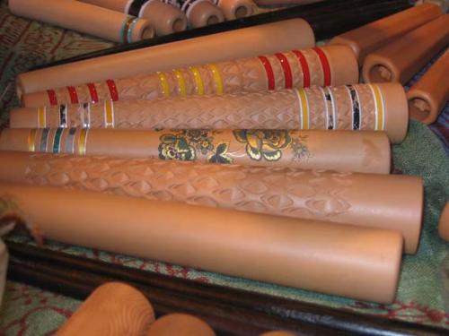 chillum - a ceremonial clay pipe for smoking hash or marijuana chillum - a ceremonial clay pipe for smoking hash or marijuana