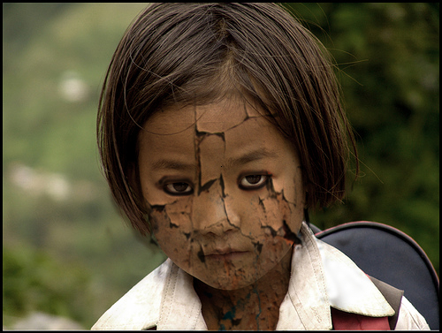 Creepy Girl - This is my first attempt to edit a photo on GIMP ive had gimp before and used it for basic stuff like changing pic formats and resizing images but this is my first time just having fun with it.. what do you guys think?  also do u like GIMP or photoshop better?  one reason I choose GIMP is you get all new versions free (legally) photoshop you have to keep buying the newer version.