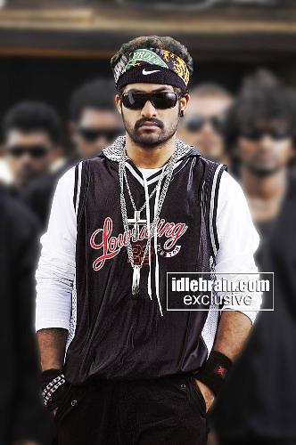 kantri - KANTRI,this is the name of a film in india in industry tollywood,theres a lot more to tell about this film,inthis film we have great stars,the film kantri stars junior NTR the grandson of late NTR,and hansika the hroin of aap ka suroor and deshamuduru,