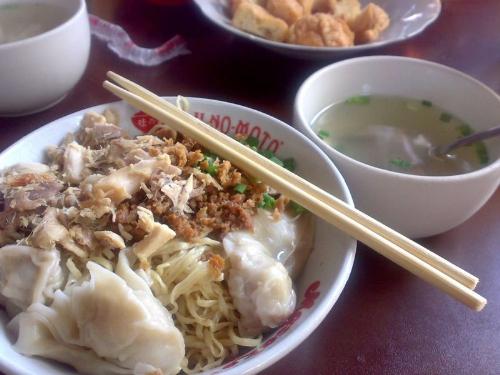 Mie Ayam Jakarta - Mie Pangsit Ayam Jakarta