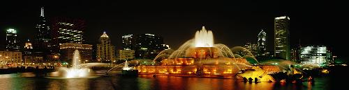 Buckingham Fountain. - This is a beautiful sight, especially at night with it's lights on.