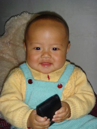 My son's 100 days photo - my son as the 100 days,a very lovely baby,he is my hope and my family,i love him,i hope he lives safely!