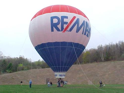 Hot air balloon - This is a picture of the hot air balloon that I rode in. This is something I've always wanted to do, and I finally got to do it!!!