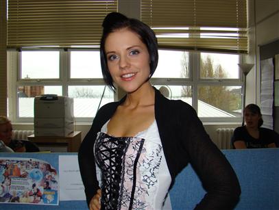 Cindy Cunningham - Cindy Cunningham aka Stephanie Waring 