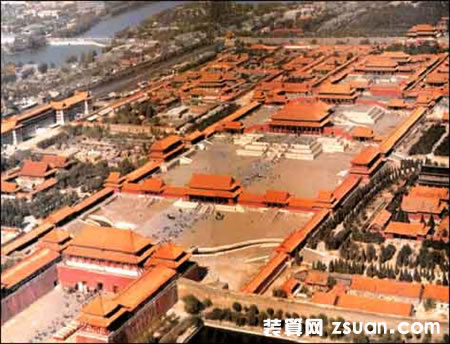 the forbidden city 2 -  the full scene of the foebidden city from sky