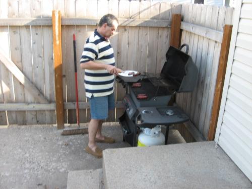 Grandpa Bob The BBQ Cook - One nice day so far for a BBQ here in Minnesota Grandpa Bob The BBQ Cook - One nice day so far for a BBQ here in Minnesota