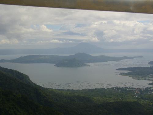 taal - taal lake and island