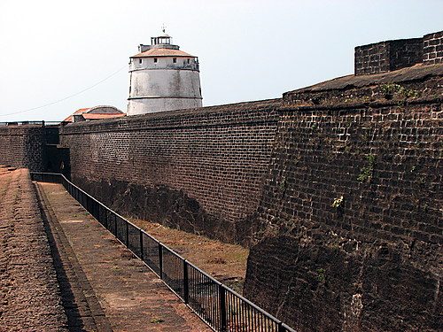 Aguada Fort - dats da view of Aguada fort.. such a nice and peaceful place to be..