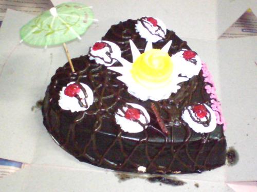 bday cake - its a bday cake.