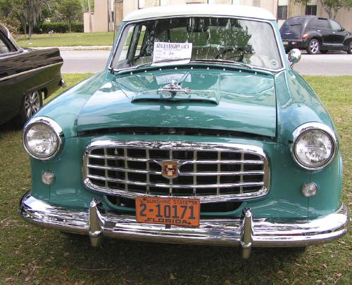 Nash Rambler antique car - This car resembles a I drove for a long time. I liked the Nash Rambler and thought it was a good car. I don&#039;t think it was a popular seller though. I took this picture at an antique car show.