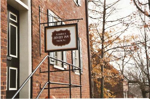 Zeverly Inn - This is a photo of the bed and breakfast at Old Salem. You can schedule your vacation time and stay in the Zeverly Inn while you are there.