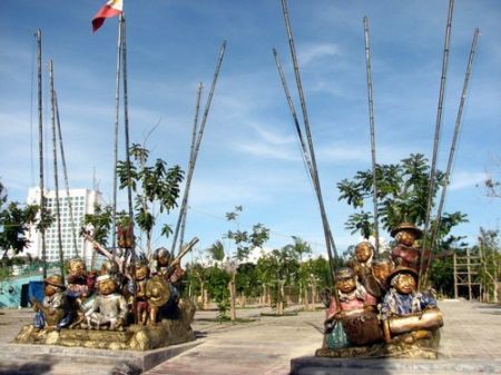 davao - eagle protects davaoenos