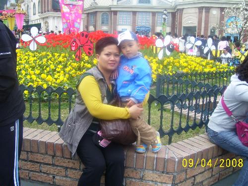 Me and my son Jang gwan - During our tour to Everland Seoul