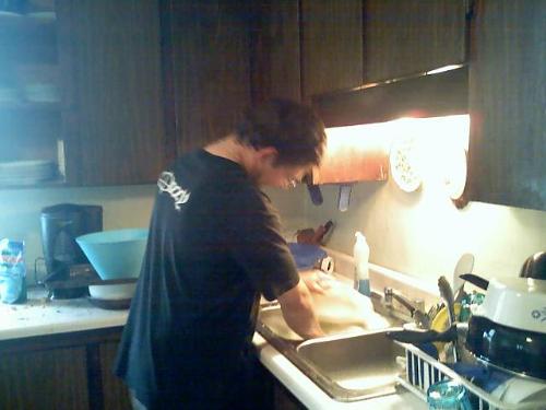 My Honey Does Dishes! - My boyfriend helps out so much around the house! I had responded to a discussion about men helping out around the house and when I said that he does dishes, she laughed and said men don't do dishes! Here's my proof! Lol!