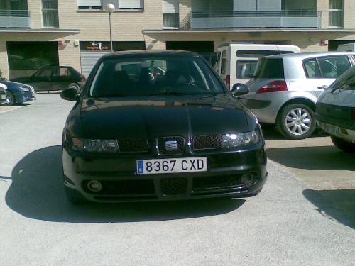 what a nice car - what a nice car. shall i drive it? i hope no!