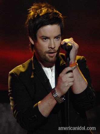 David Cook - David singing on the Idol stage