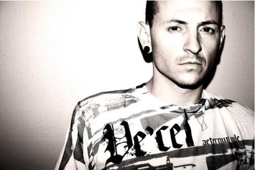 chester - its my fav pic of chester Bennington from linkin park