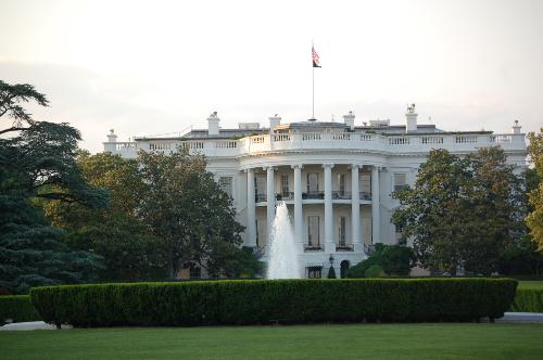 The White House - The White House in Washington, DC. Photo taken by Stephanie Partridge 2008.