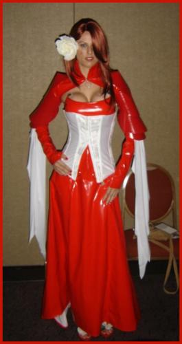 Cry for Dawn Look-A-Like Contest at DragonCon - Spanish Rose Dawn by ThreeMusesClothing.com at the Dawn Look-A-Like contest at DragonCon 2007